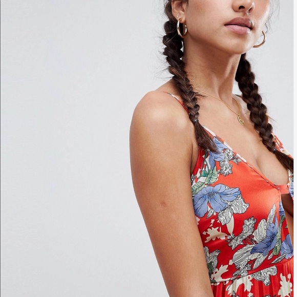 ASOS Pleated Low-Cut Midi Dress - Picture 4 of 5